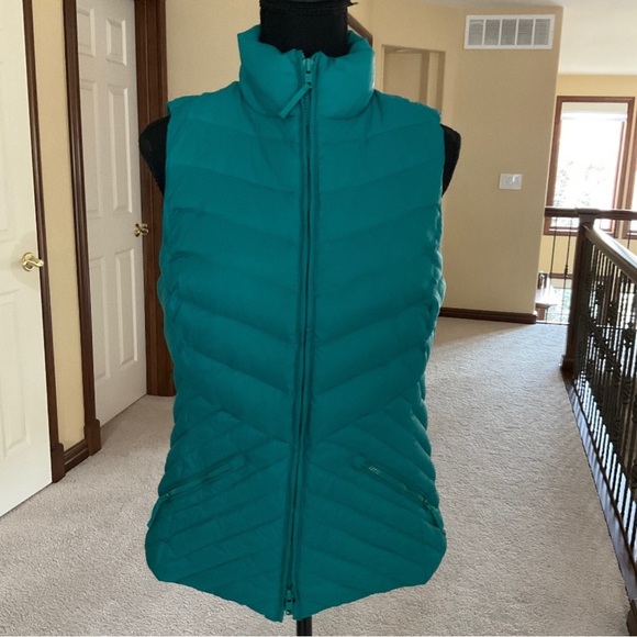 Talbots Down Filled Vest - Picture 1 of 5